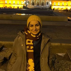 Meet your Posher, Yeganeh